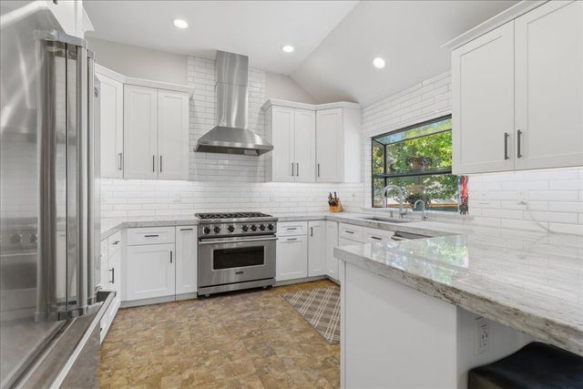 7535 Westover Ct, Fair Oaks, CA 95628