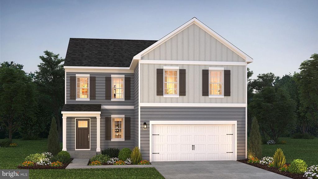 130 CHRISTINA DR, York, PA 17404