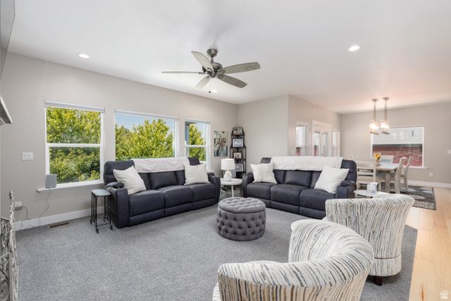 8045 S SUNSHINE CT, South Weber, UT 84405