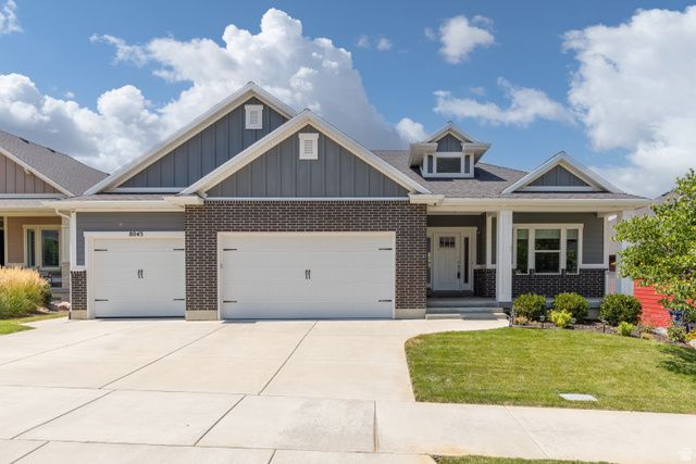 8045 S SUNSHINE CT, South Weber, UT 84405