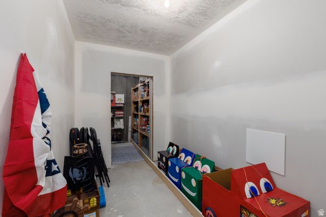 8045 S SUNSHINE CT, South Weber, UT 84405