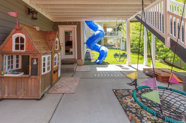 8045 S SUNSHINE CT, South Weber, UT 84405