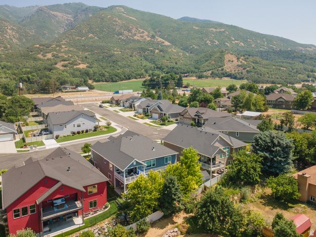 8045 S SUNSHINE CT, South Weber, UT 84405