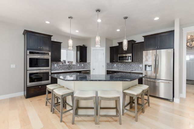 8045 S SUNSHINE CT, South Weber, UT 84405