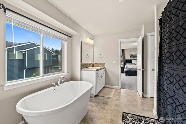 3115 Stephanie Loop NE, Lacey, WA 98516