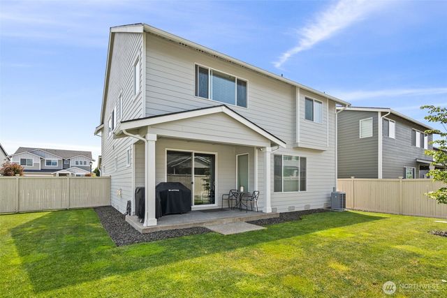 3115 Stephanie Loop NE, Lacey, WA 98516