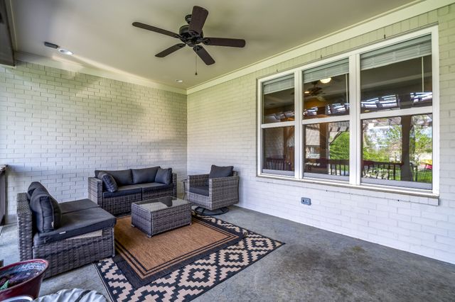 1036 Pretender Way, Columbia, TN 38401