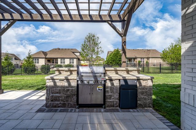 1036 Pretender Way, Columbia, TN 38401