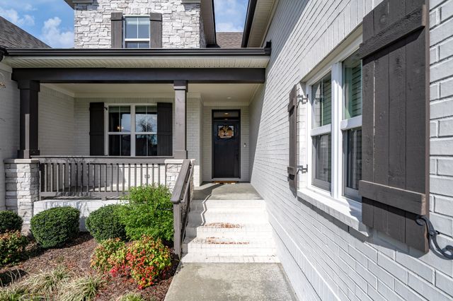 1036 Pretender Way, Columbia, TN 38401