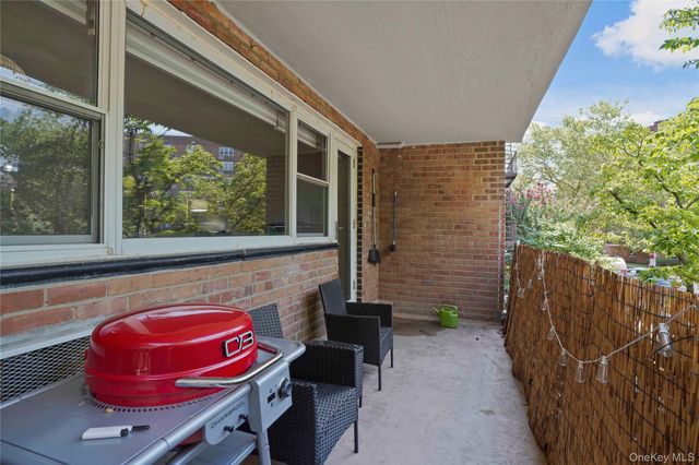 151-25 88th Street 1C, Howard Beach, NY 11414
