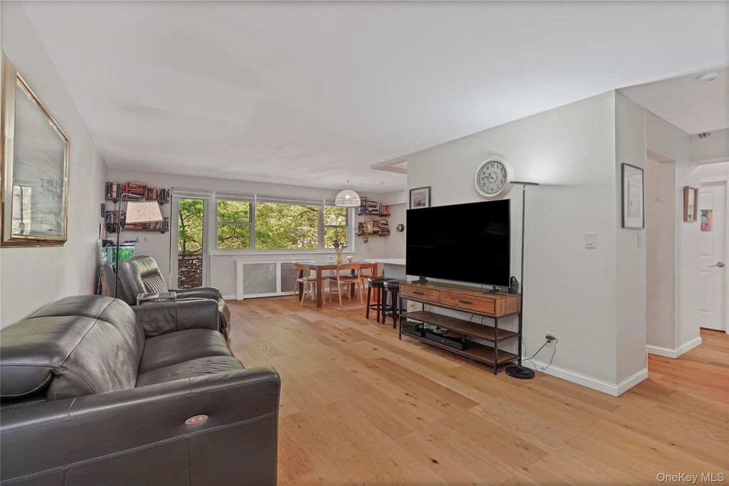 151-25 88th Street 1C, Howard Beach, NY 11414 — photo 2