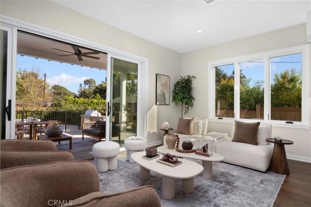 230 N Sunnyside Avenue, Sierra Madre, CA 91024