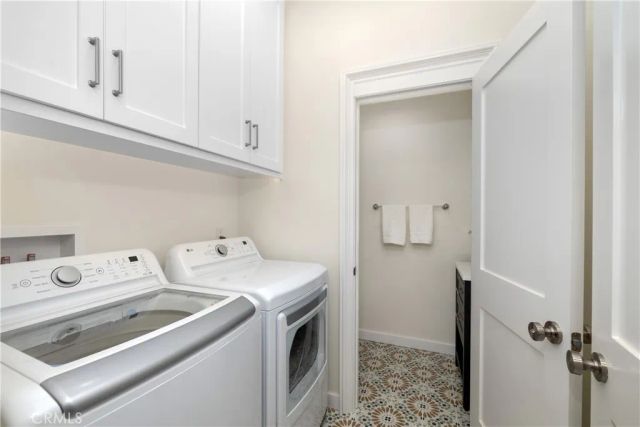 230 N Sunnyside Avenue, Sierra Madre, CA 91024