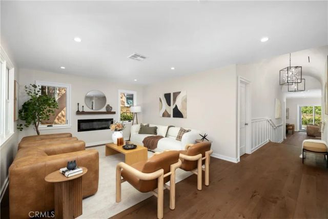 230 N Sunnyside Avenue, Sierra Madre, CA 91024