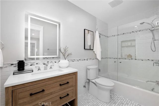 230 N Sunnyside Avenue, Sierra Madre, CA 91024