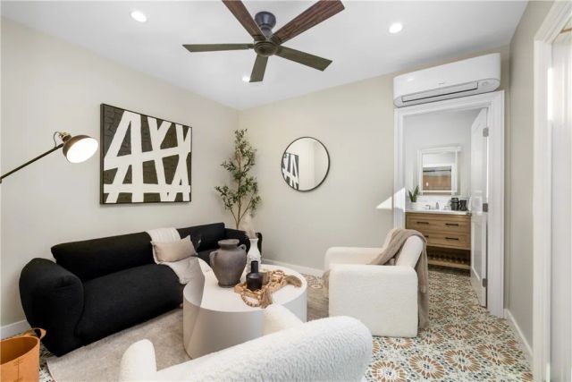 230 N Sunnyside Avenue, Sierra Madre, CA 91024