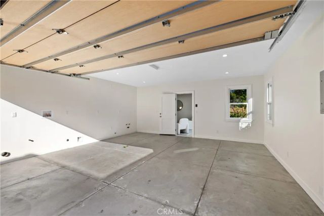 230 N Sunnyside Avenue, Sierra Madre, CA 91024