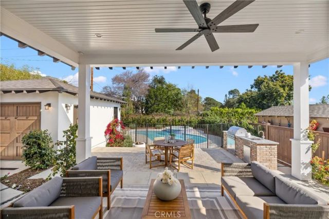 230 N Sunnyside Avenue, Sierra Madre, CA 91024