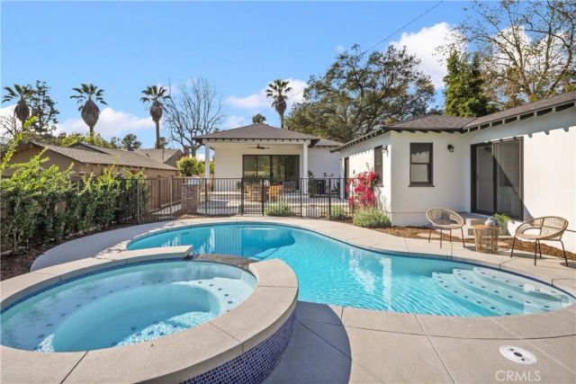 230 N Sunnyside Avenue, Sierra Madre, CA 91024