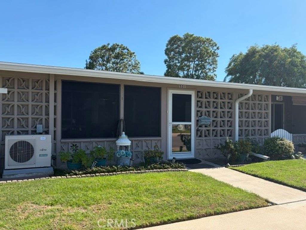1260 Oakmont Road 53-i, Seal Beach, CA 90740 — exterior