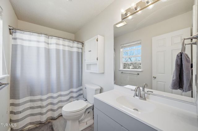 807 Fain Avenue 807, Kingsport, TN 37660