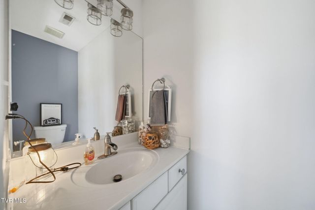 807 Fain Avenue 807, Kingsport, TN 37660