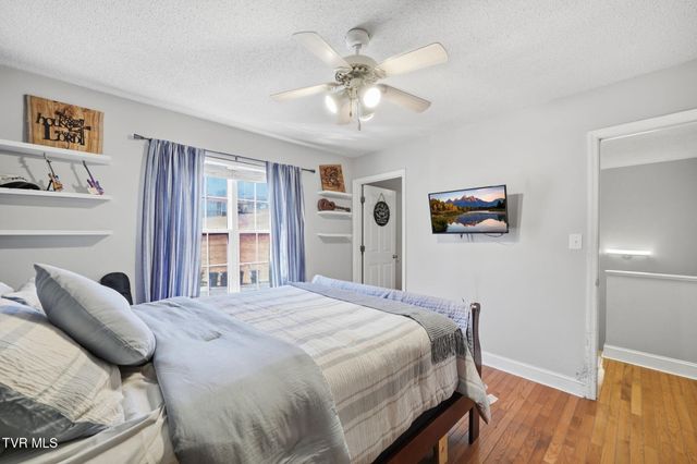 807 Fain Avenue 807, Kingsport, TN 37660