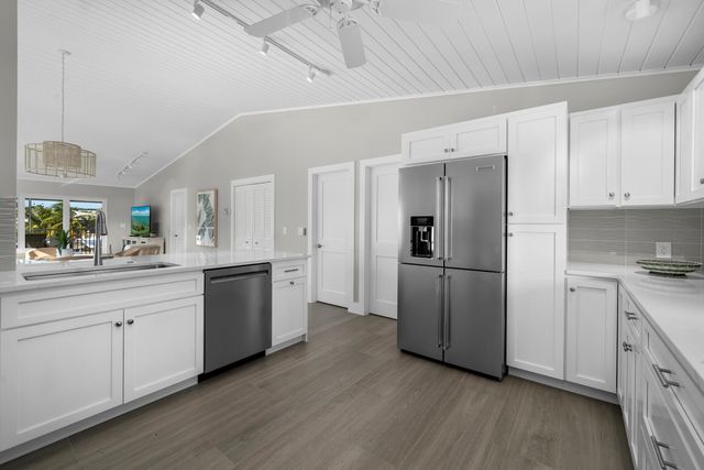 641 9th Street, Key Colony, FL 33051