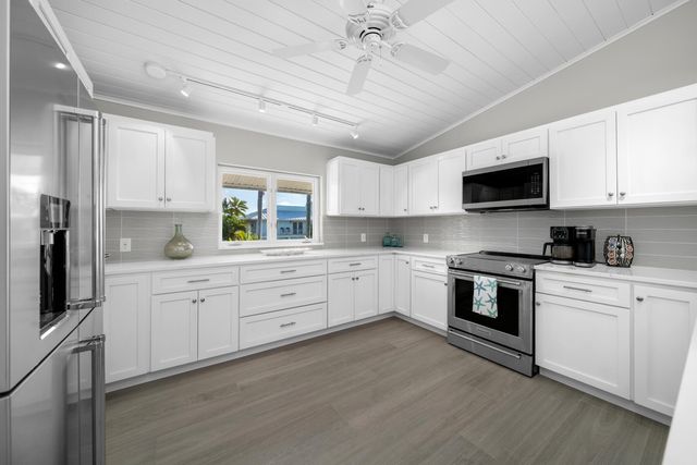 641 9th Street, Key Colony, FL 33051