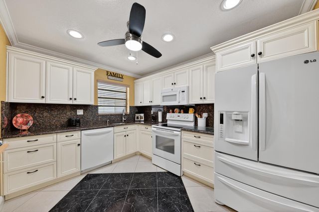 464 Piedmont J, Delray Beach, FL 33484