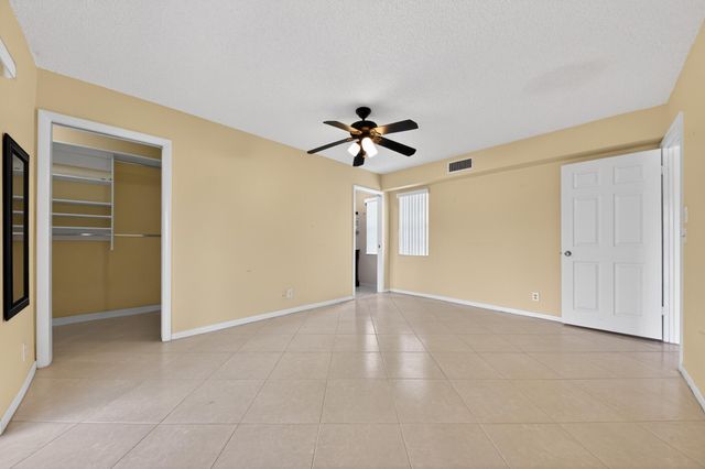 464 Piedmont J, Delray Beach, FL 33484