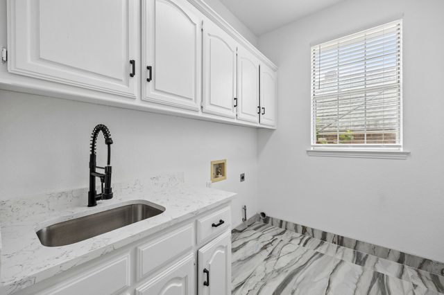 3301 Queensbury Way W, Colleyville, TX 76034
