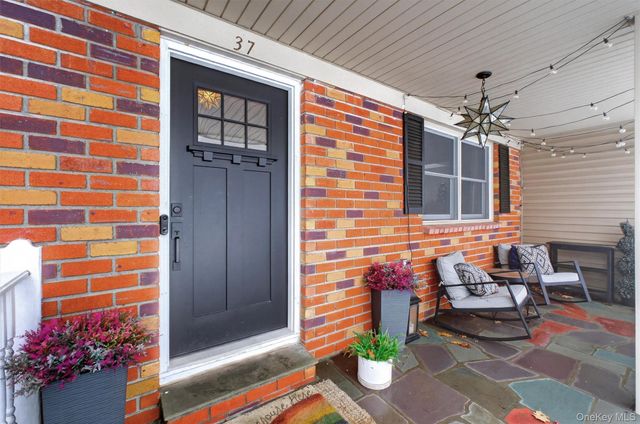 37 Hilda Drive, Mahopac, NY 10541