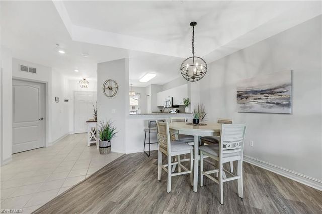 7827 Regal Heron CIR 302, Naples, FL 34104