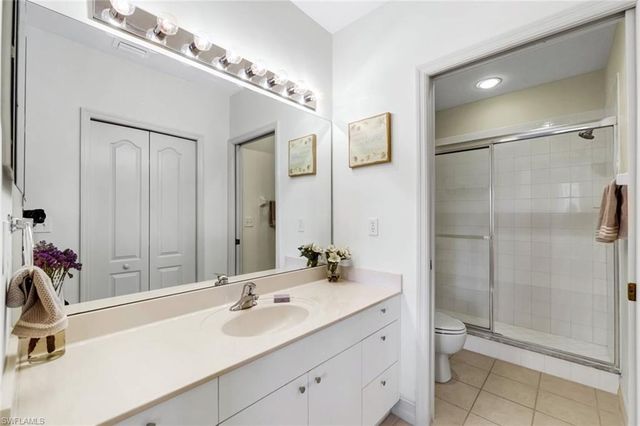 7827 Regal Heron CIR 302, Naples, FL 34104