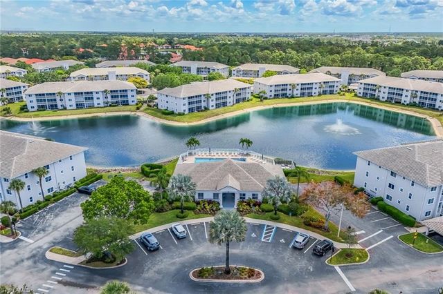 7827 Regal Heron CIR 302, Naples, FL 34104