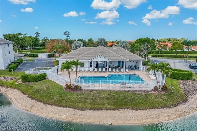 7827 Regal Heron CIR 302, Naples, FL 34104