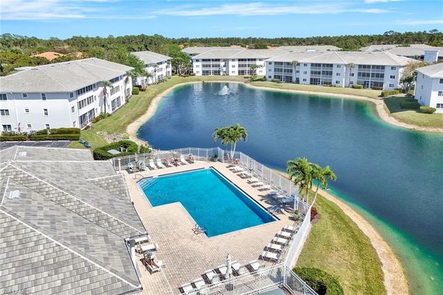7827 Regal Heron CIR 302, Naples, FL 34104