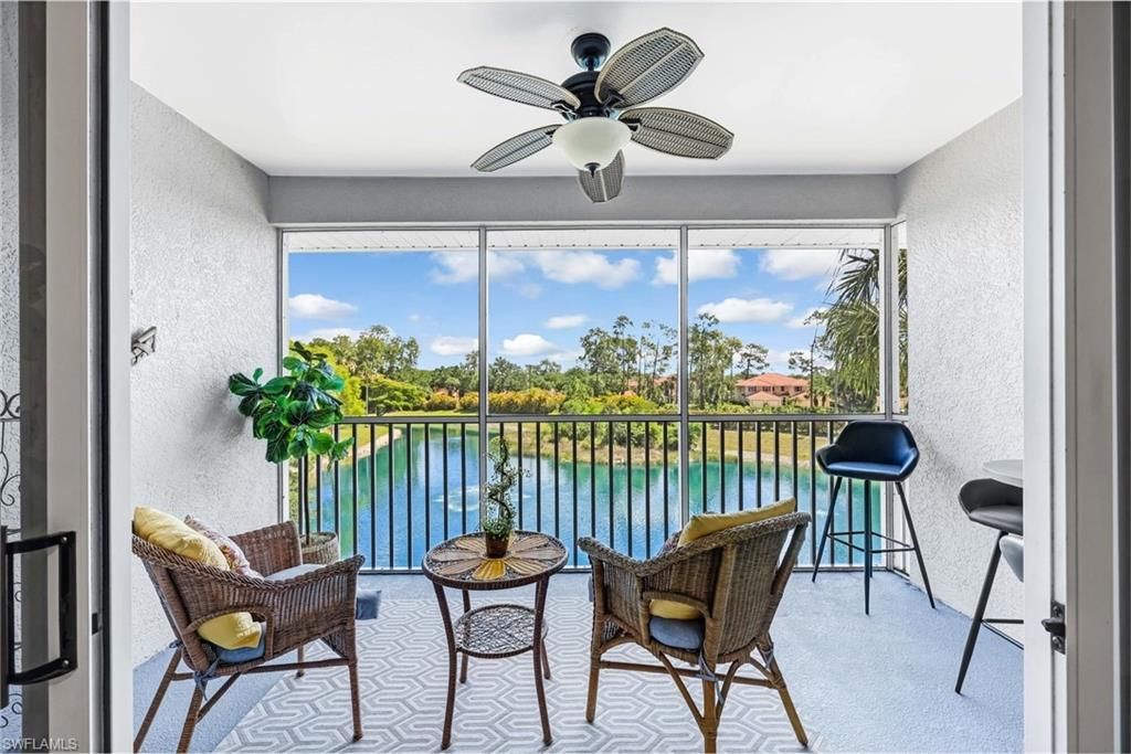 7827 Regal Heron CIR 302, Naples, FL 34104