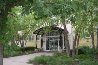 977 Harris Road 32, Grayslake, IL 60030