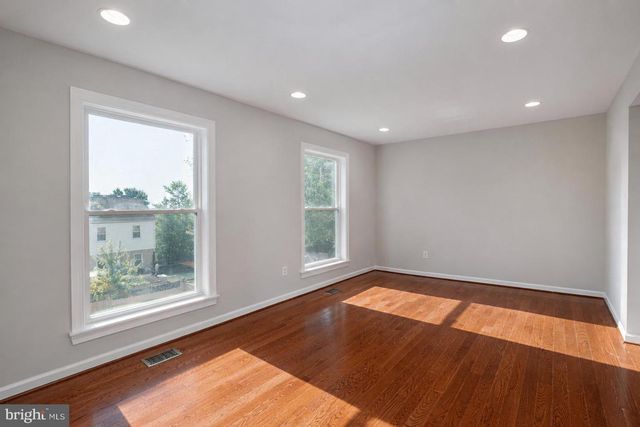 50 TIMBER ROCK RD, Gaithersburg, MD 20878
