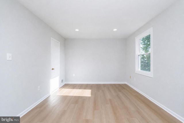 50 TIMBER ROCK RD, Gaithersburg, MD 20878
