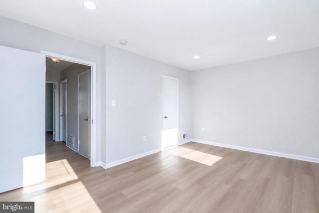 50 TIMBER ROCK RD, Gaithersburg, MD 20878