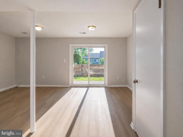 50 TIMBER ROCK RD, Gaithersburg, MD 20878