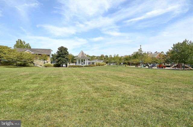 50 TIMBER ROCK RD, Gaithersburg, MD 20878