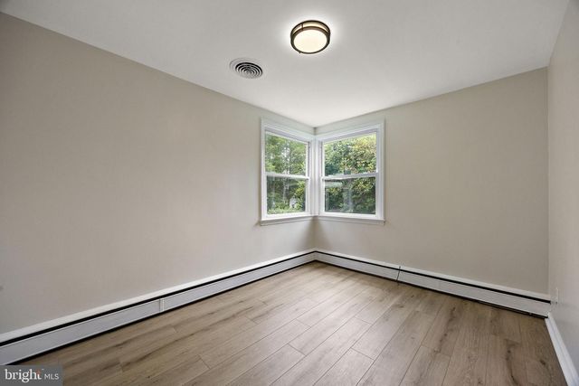 63 DELIA DR, Broomall, PA 19008