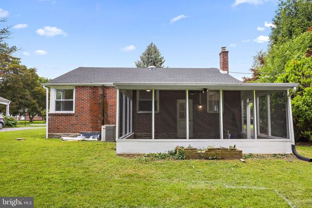 63 DELIA DR, Broomall, PA 19008