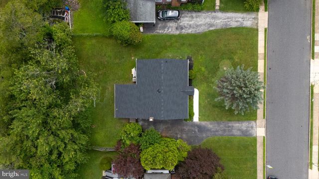 63 DELIA DR, Broomall, PA 19008