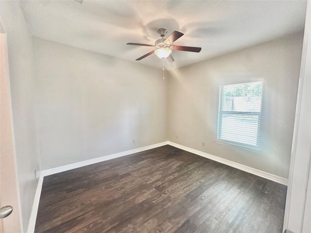 45 Woodland Hills Drive A, Conroe, TX 77303