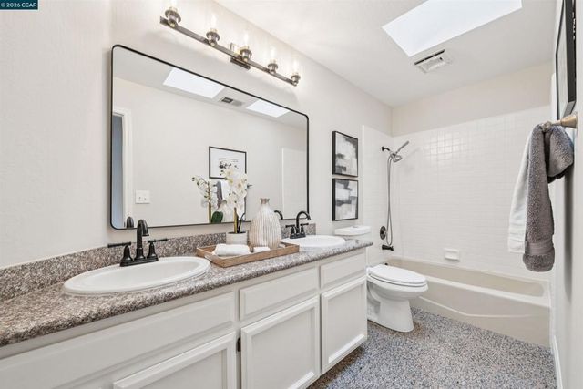 140 Cottonwood Ln, Danville, CA 94506